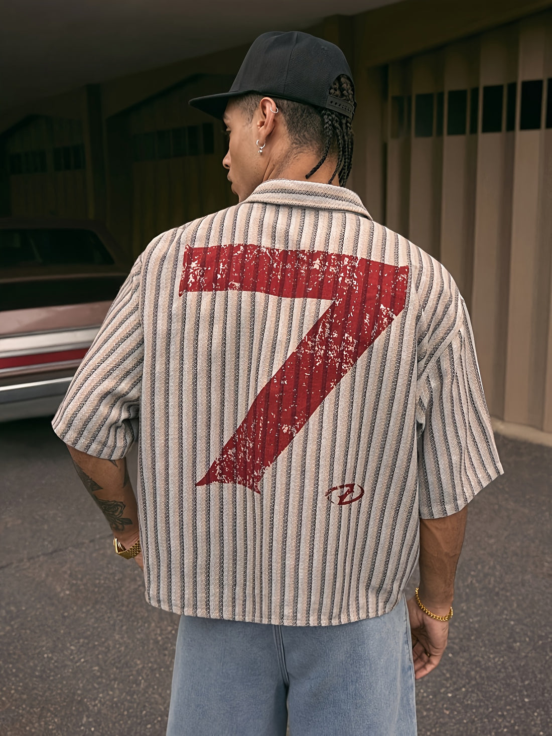 Men's Loose Fit Non-Stretch Woven Button-Up Shirt