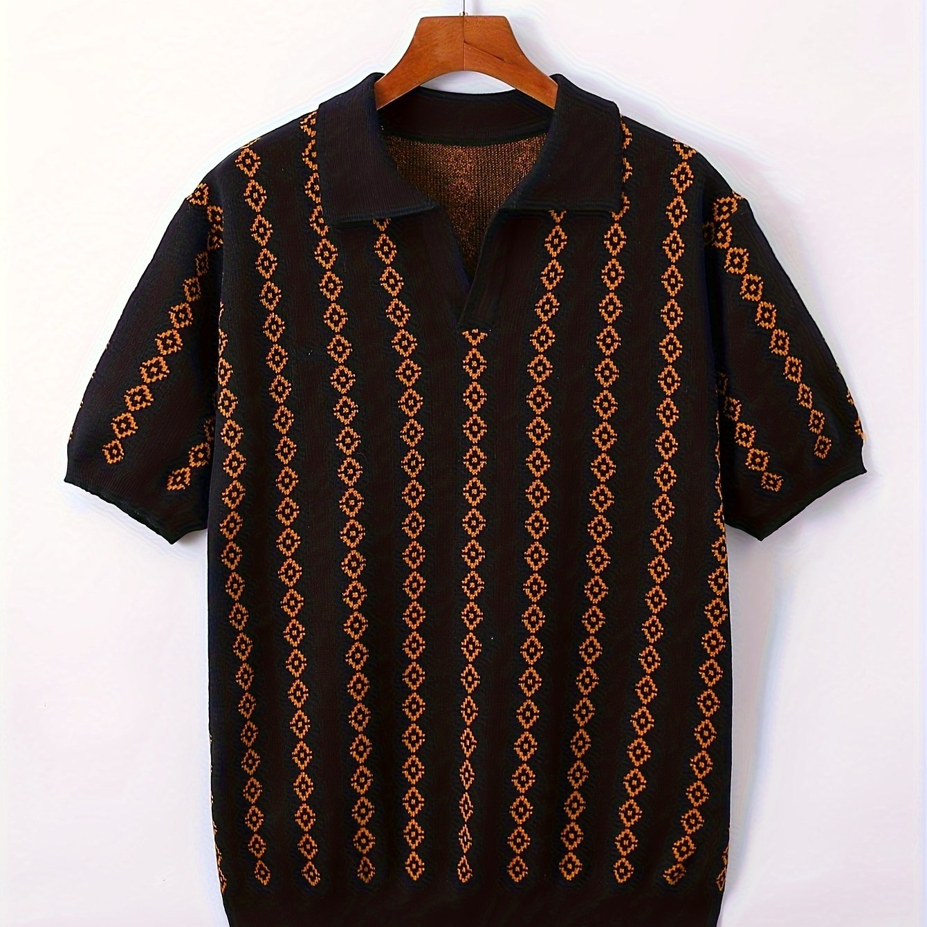 Men's Rhombus Patterns Short Sleeve Knit Sweater For Autumn And Winter