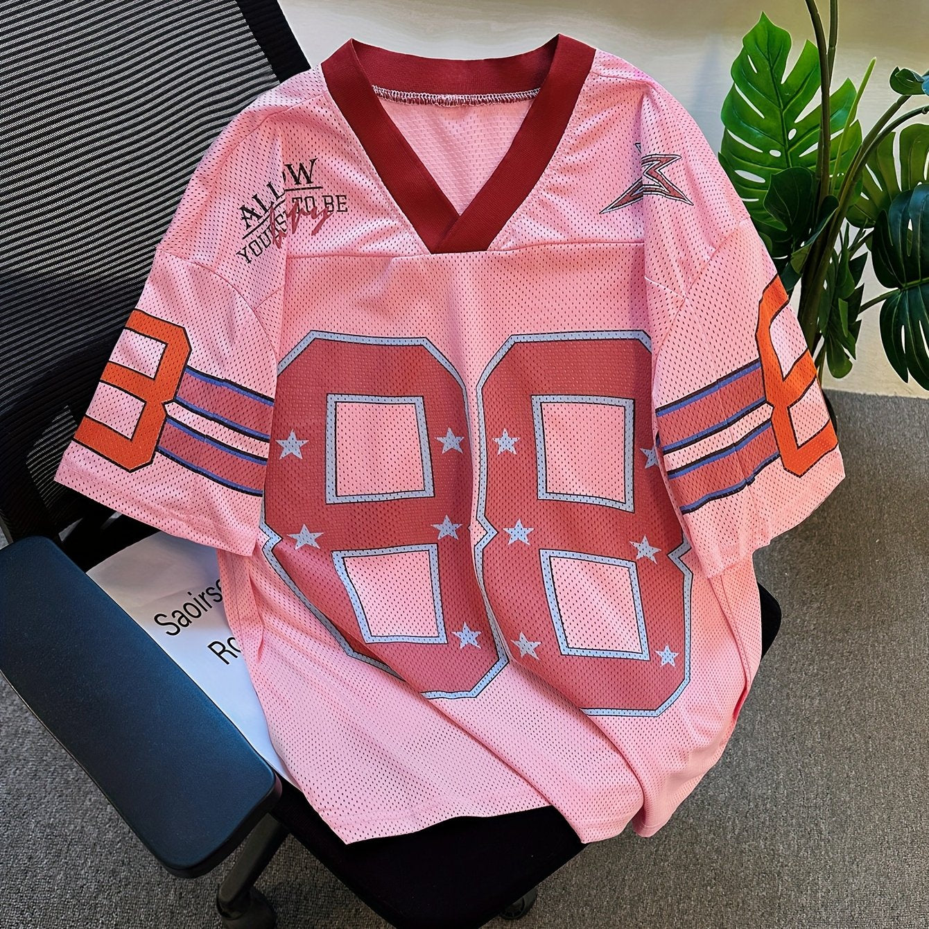 V-Neck Men's Vintage American Football Style Breathable Mesh V-Neck T-Shirt