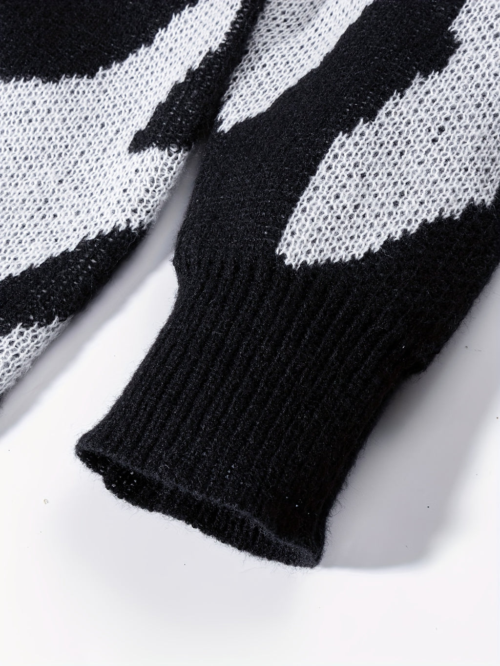 Men'S Trendy Flame Pattern Knit Sweater