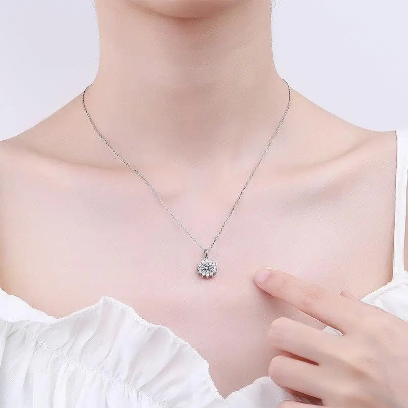 S925 Sterling Silver 1/2 Carat SunFlower Moissanite Necklace