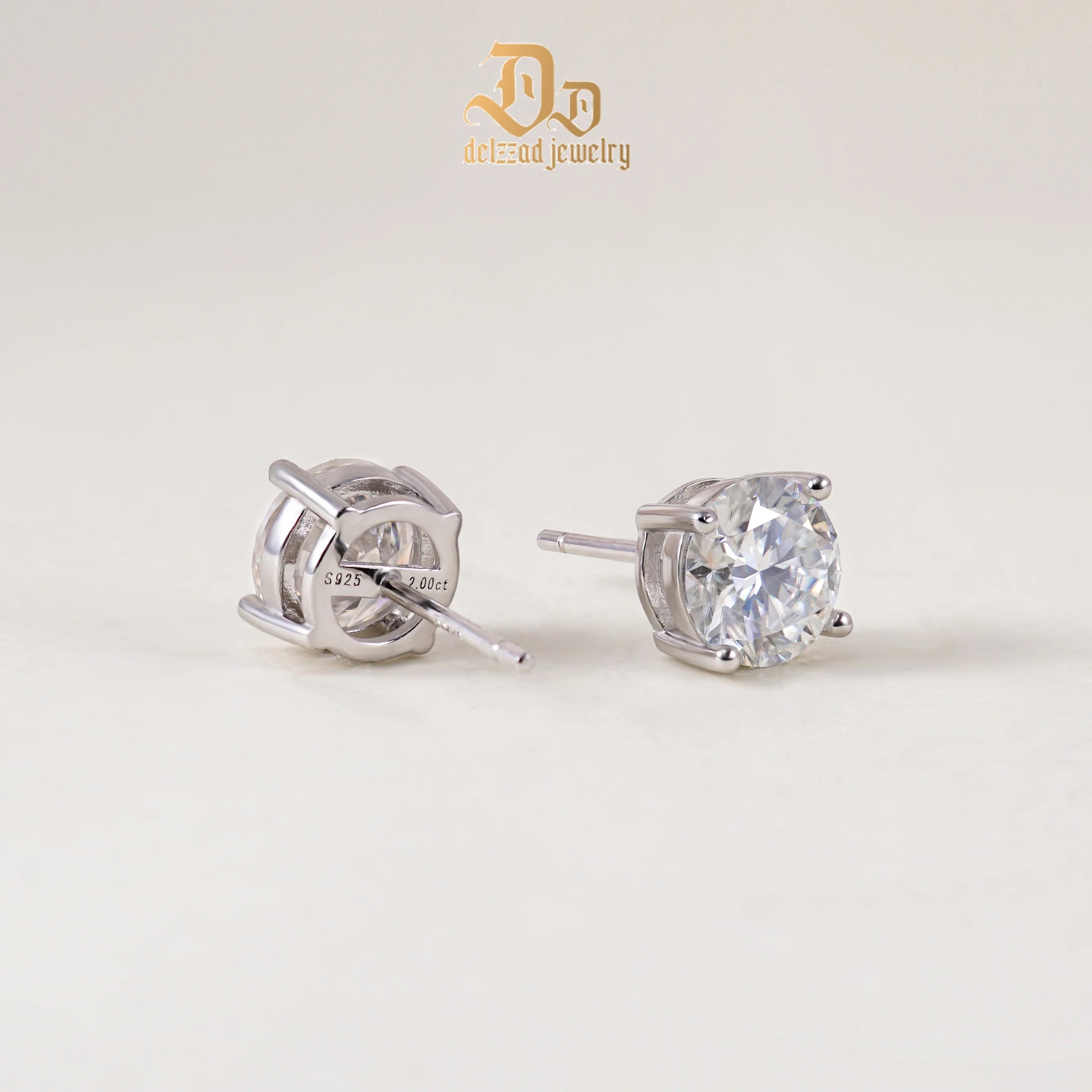 100% 925 Sterling Silver 0.1-3 Carat D-Color Moissanite Earrings for Men and Women