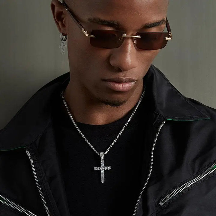 100% S925 Sterling Silver VVS Moissanite Cross Pendant