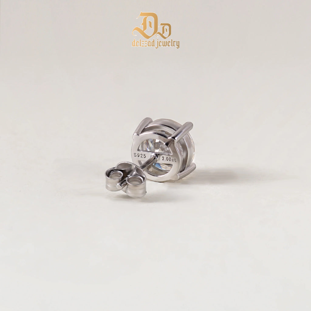 100% 925 Sterling Silver 0.1-3 Carat D-Color Moissanite Earrings for Men and Women
