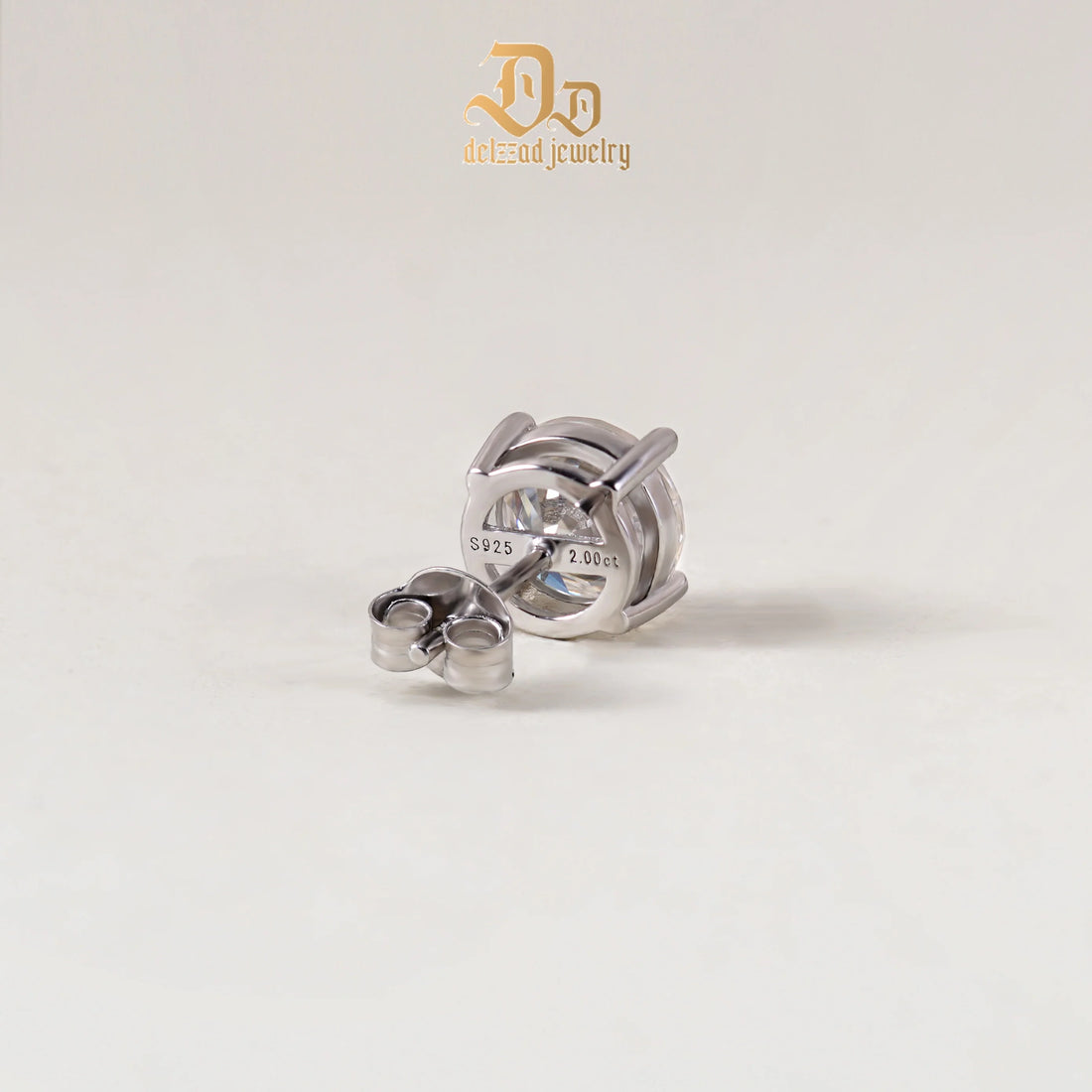 100% 925 Sterling Silver 0.1-3 Carat D-Color Moissanite Earrings for Men and Women