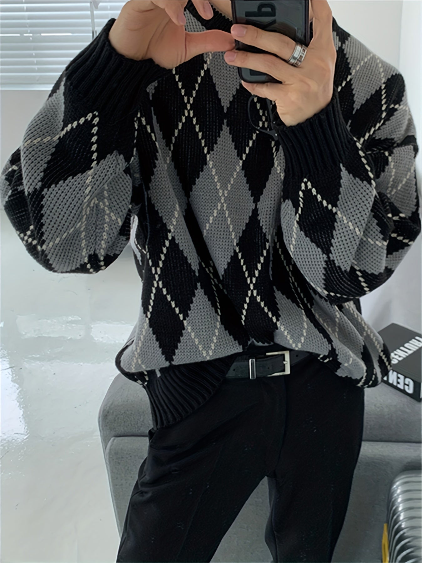 Men's Classic Houndstooth Knit Sweater